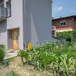 Pomodoro Rooms